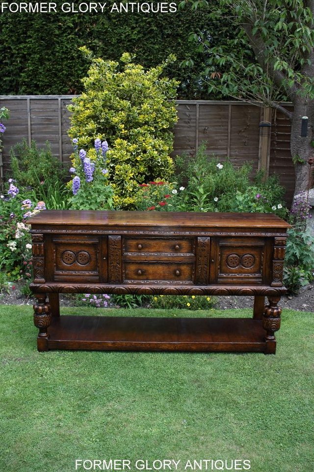 Image 51 of A TITCHMARSH AND GOODWIN CARVED OAK DRESSER BASE SIDEBOARD