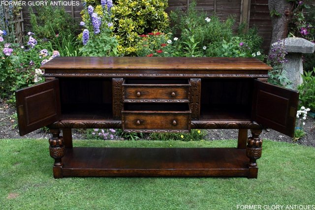 Image 69 of A TITCHMARSH AND GOODWIN CARVED OAK DRESSER BASE SIDEBOARD