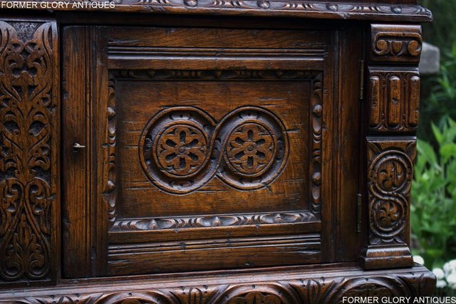 Image 78 of A TITCHMARSH AND GOODWIN CARVED OAK DRESSER BASE SIDEBOARD