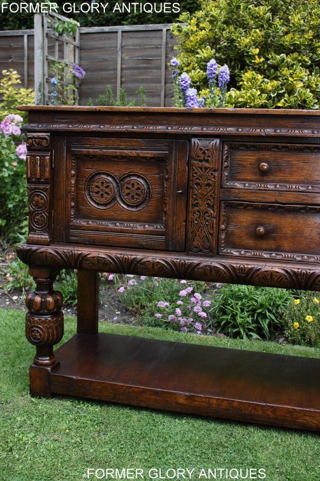 Image 82 of A TITCHMARSH AND GOODWIN CARVED OAK DRESSER BASE SIDEBOARD