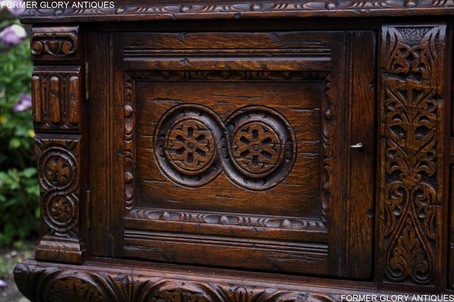 Image 83 of A TITCHMARSH AND GOODWIN CARVED OAK DRESSER BASE SIDEBOARD