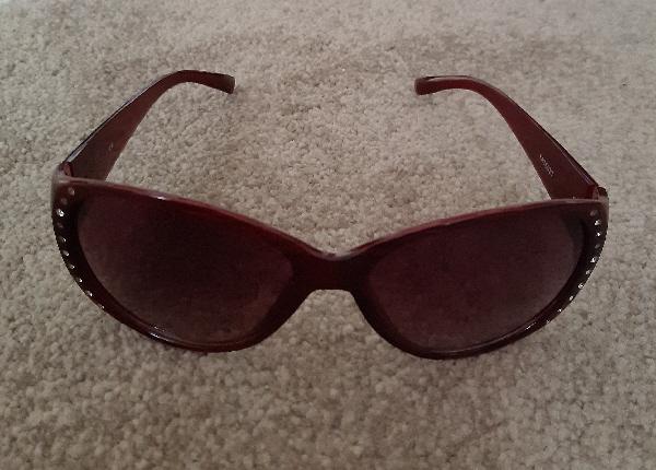 Image 2 of Lovely Ladies Burgundy Sunglasses With Diamante Decoration