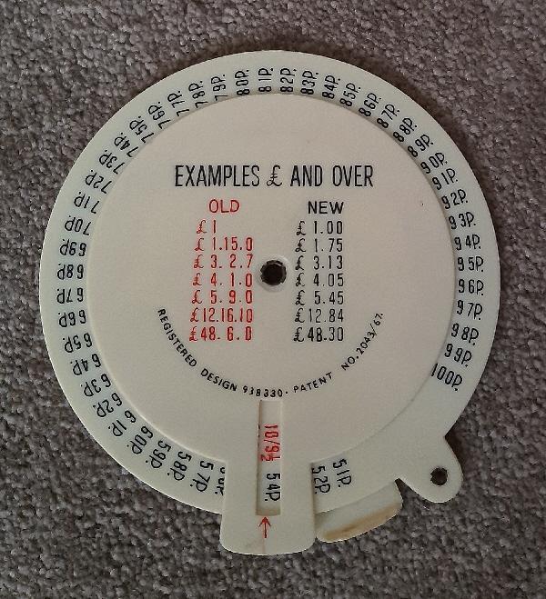 Image 2 of Vintage 1970's UK Currency Calculator    BX18