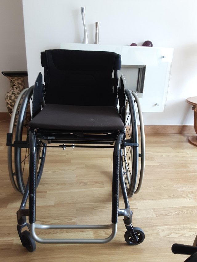 Preview of the first image of Panther X wheelchair made from carbon fibre.