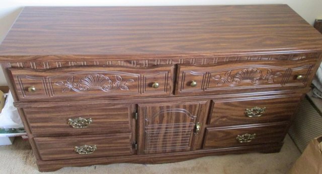 Image 2 of Bedroom Chest/Unit, ornate/carved, USA Made, vgc