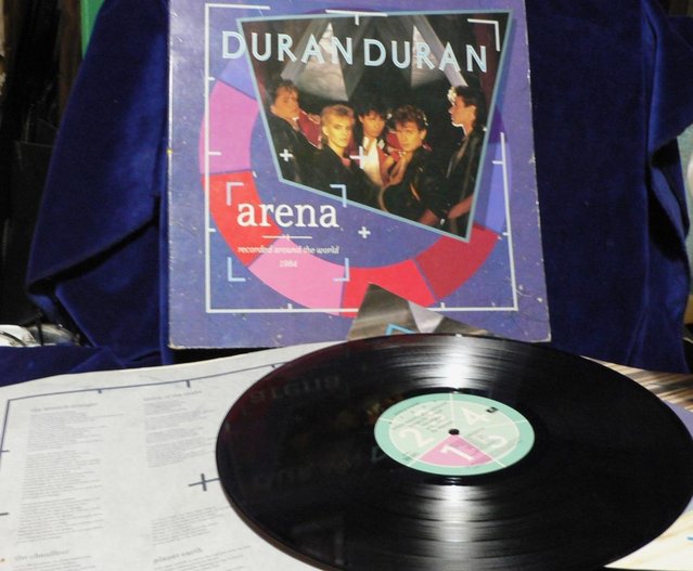 Image 2 of Duran Duran - "ARENA" 1984 - gatefold LP with 8 page booklet