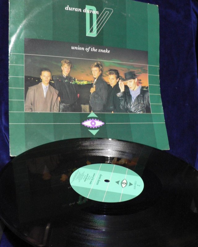Image 3 of Duran Duran - Union Of The Snake 12" single EMI 1983