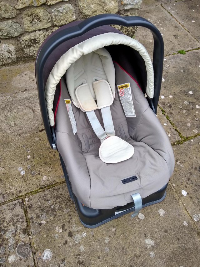 Image 2 of Baby car seat - group 0+