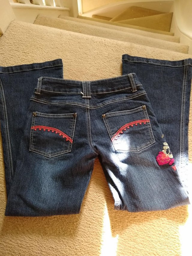 Preview of the first image of Girls jeans.
