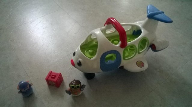Preview of the first image of Fisher Price Little People Plane.
