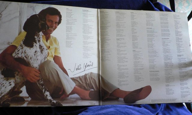Image 2 of Julio Iglesias - Amor - Gatefold album with lyrics 1982
