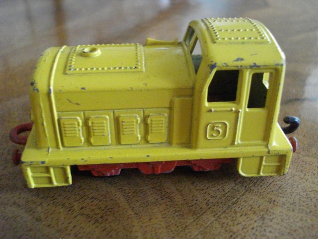 Preview of the first image of RARE VINTAGE DIECAST MODEL MATCHBOX SUPERFAST TOY SHUNTER 24.