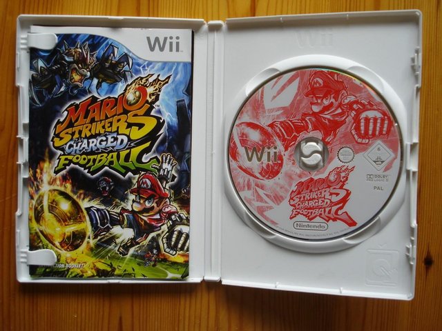 Image 3 of OFFICIAL NINTENDO Wii “MARIO STRIKERS CHARGED FOOTBALL” DVD