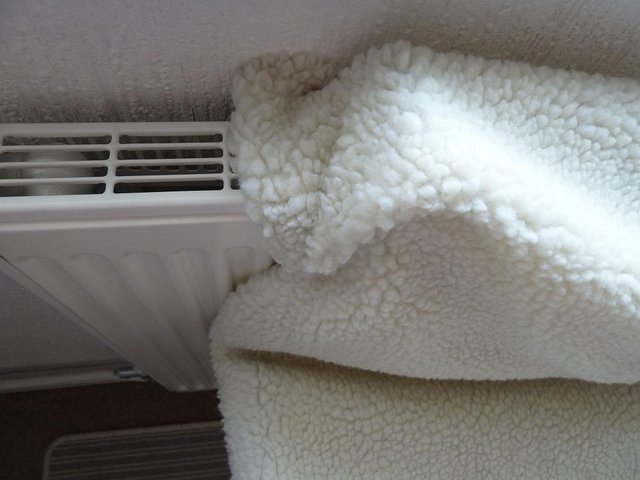 Image 2 of over the radiator fleecey cat bed
