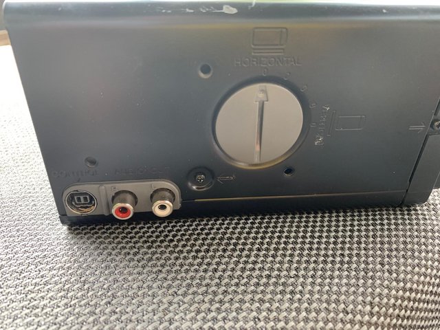 Preview of the first image of Sony CRX-656 10 CD auto changer *reduced*.