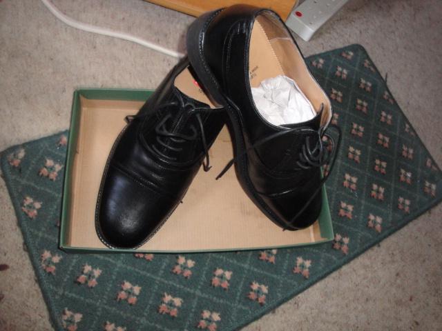Preview of the first image of Clarks Thorngate Black Leather Lace-up Shoes.(C297).