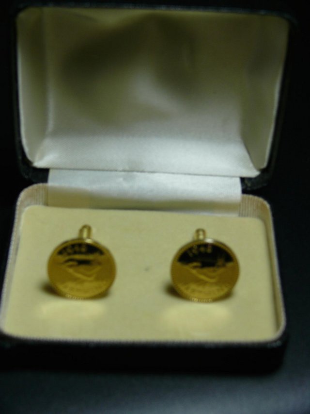 Image 3 of 1948 Farthing cuff links - Boxed and New