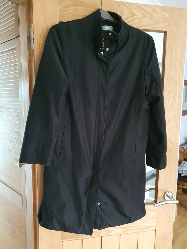 Preview of the first image of LADIES BLACK COAT FROM WALLIS SIZE M.