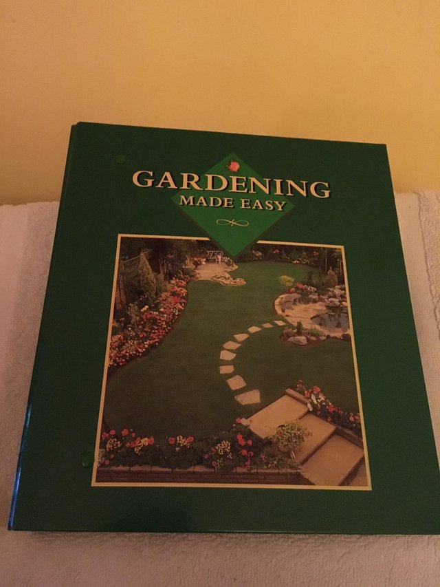Preview of the first image of Gardening Made Easy Fact Folder.