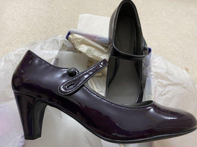 Preview of the first image of BNIB M&S women’s shoes size 6/39.5 wide feet/fit.