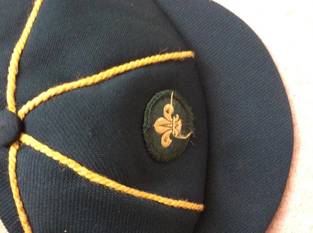Preview of the first image of Scouting cub cap, retro dark green.