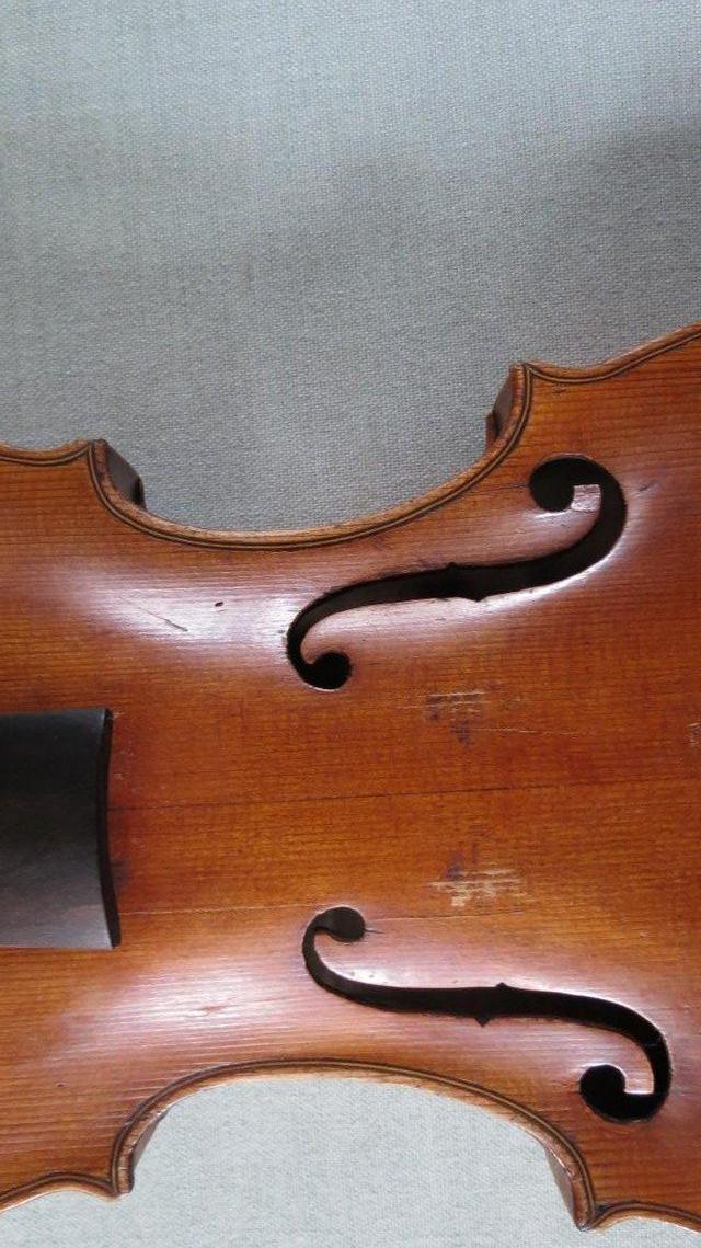 Preview of the first image of Beautiful Old Violin circa 1830.