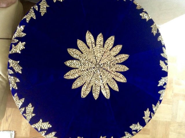 Image 3 of Antique-Round-Handmade-Velvet-Beaded Tablecloth Diameter 2