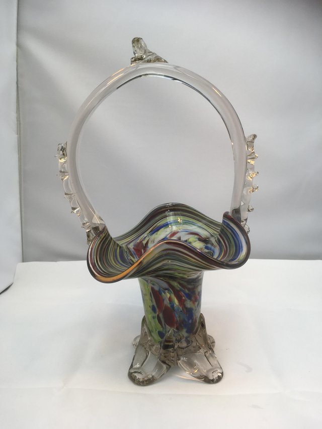 Image 2 of Vintage Murano Glass Flower Basket - Fab!