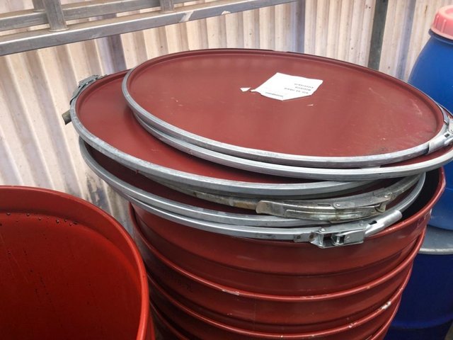 Image 2 of 8x Large Steel food/ storage bins, rat proof. Clamp lid