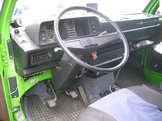 Image 2 of Volkswagen T25 power steering conversion VW T3 fully fitted