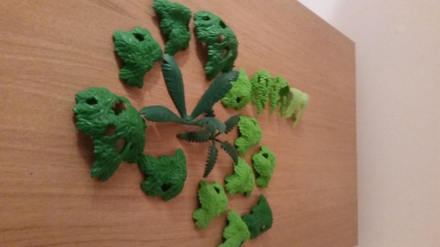 Preview of the first image of Playmobil Trees.