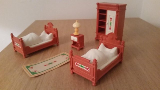 Image 3 of Playmobil Bedroom Furniture