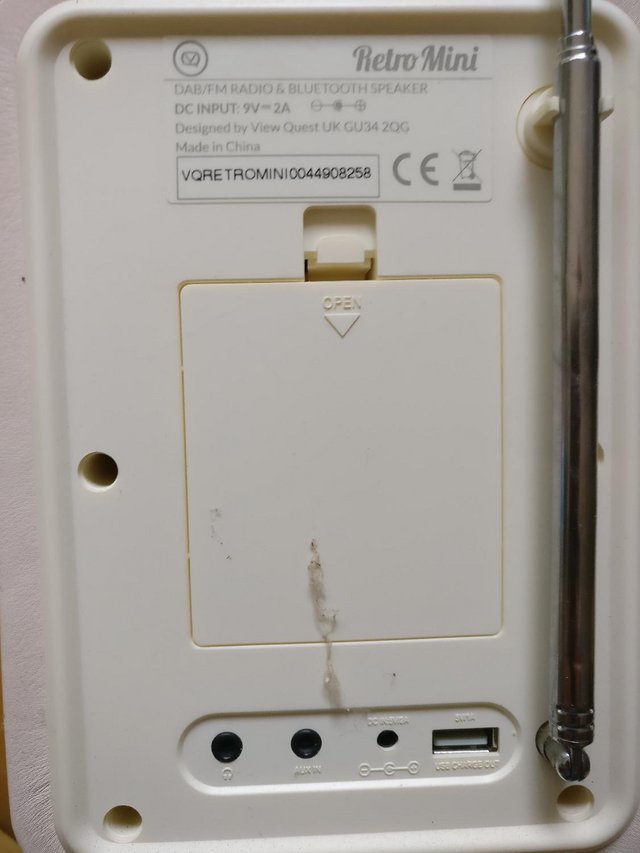 Image 2 of DAB radio alarm