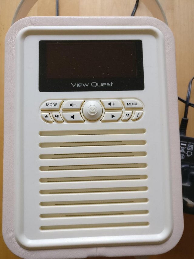 Image 3 of DAB radio alarm