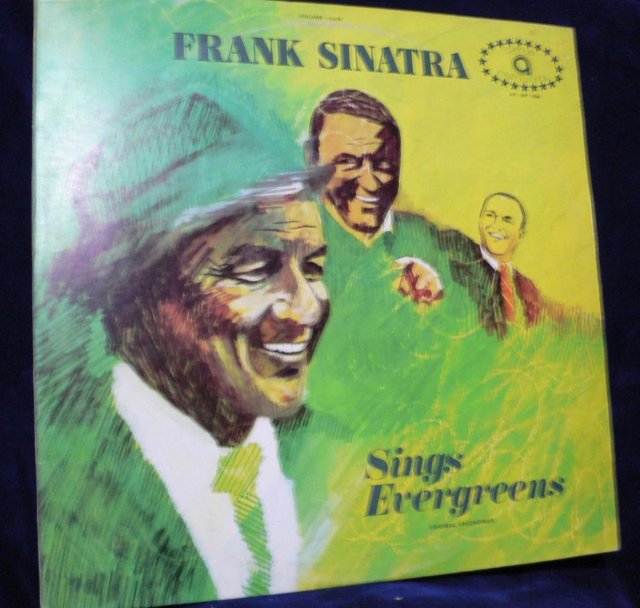 Preview of the first image of Frank Sinatra - Sings Evergreens (volume 4) 1973.
