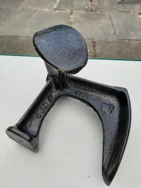 Image 2 of Vintage Cast Iron Cobblers Last x 2
