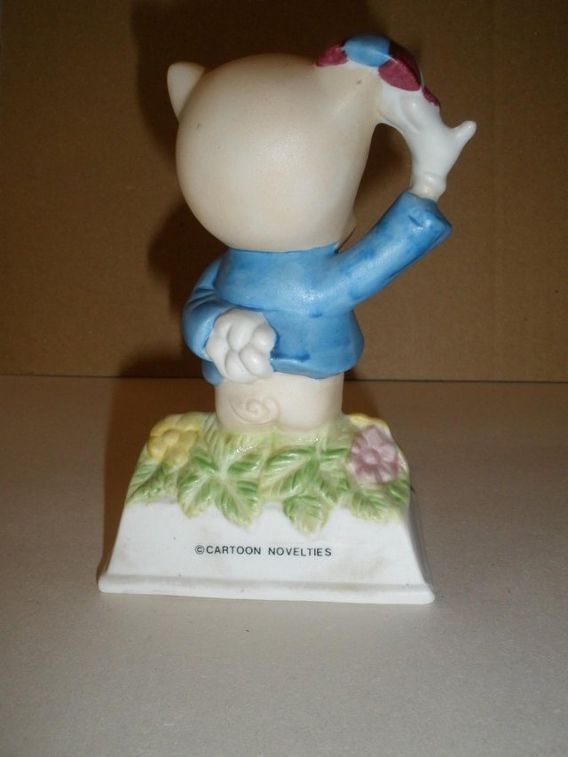Image 2 of Porky Pig genuine ceramic figure.