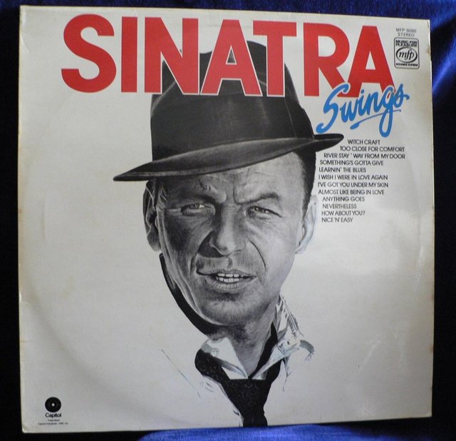 Preview of the first image of Frank Sinatra – Sinatra Swings.