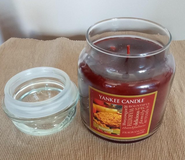Image 2 of Yankee Candle Bountiful ( Rare Scent )