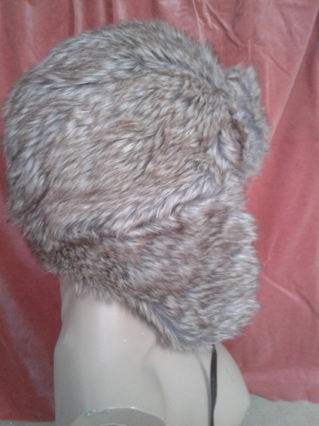 Image 2 of New Arctic Snow Russian faux fur quilted lined Trappers hat
