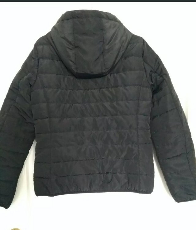 Preview of the first image of JDY ASH BLACK HOODED PADDED JACKET M.