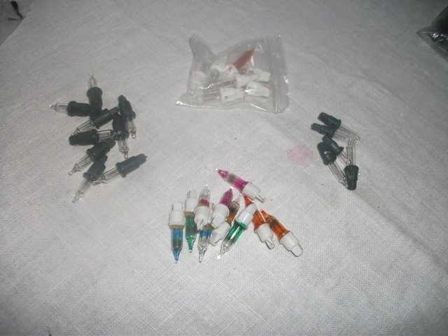 Image 2 of CHRISTMAS TREE LIGHTS SPARE OR REPAIR