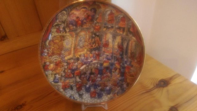Image 2 of Royal Doulton collector's cat plate