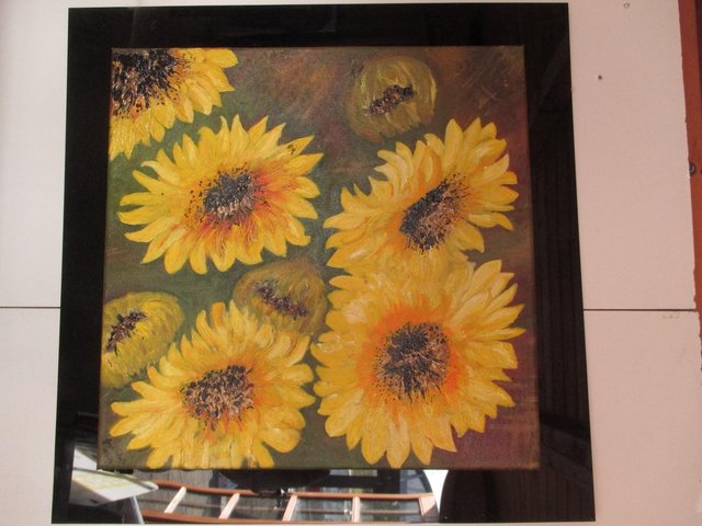Preview of the first image of Sunflowers oil painting, as new.