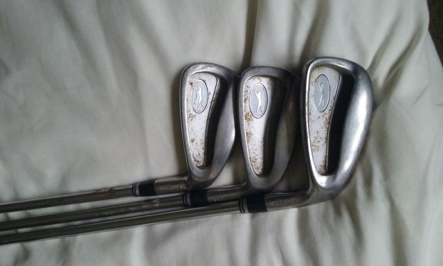 Image 3 of golf clubs (Slazemger)