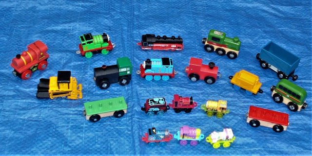 Image 3 of 200 Quality Toy Cars, trains, buses, lorries, tractors, aero