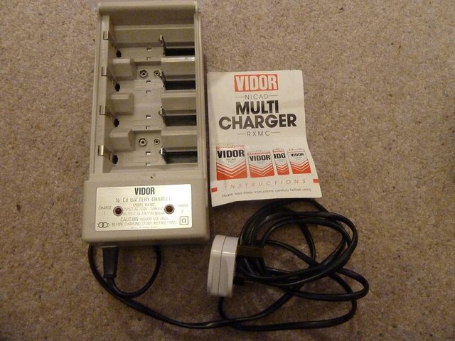 Image 2 of Vidor Nicad Multi Charger for rechargeable batteries