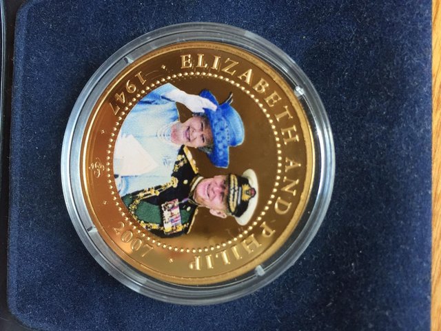 Preview of the first image of Cook Islands 1$ Gold Plated Royal Jubilee Commemorative Coin.