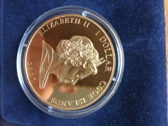 Image 2 of Cook Islands 1$ Gold Plated Royal Jubilee Commemorative Coin