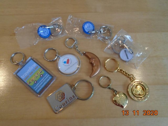 Preview of the first image of Collection of miscellaneous keyrings.